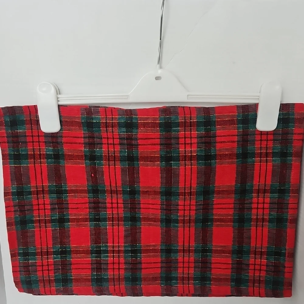 Crate & Barrel Vintage Plaid Red Green Gold Metallic Placemats Napkins Set of 4